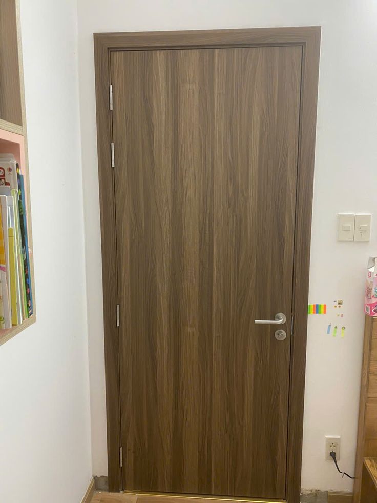 Cửa Nhựa Composite – Giải Pháp Bền Bỉ