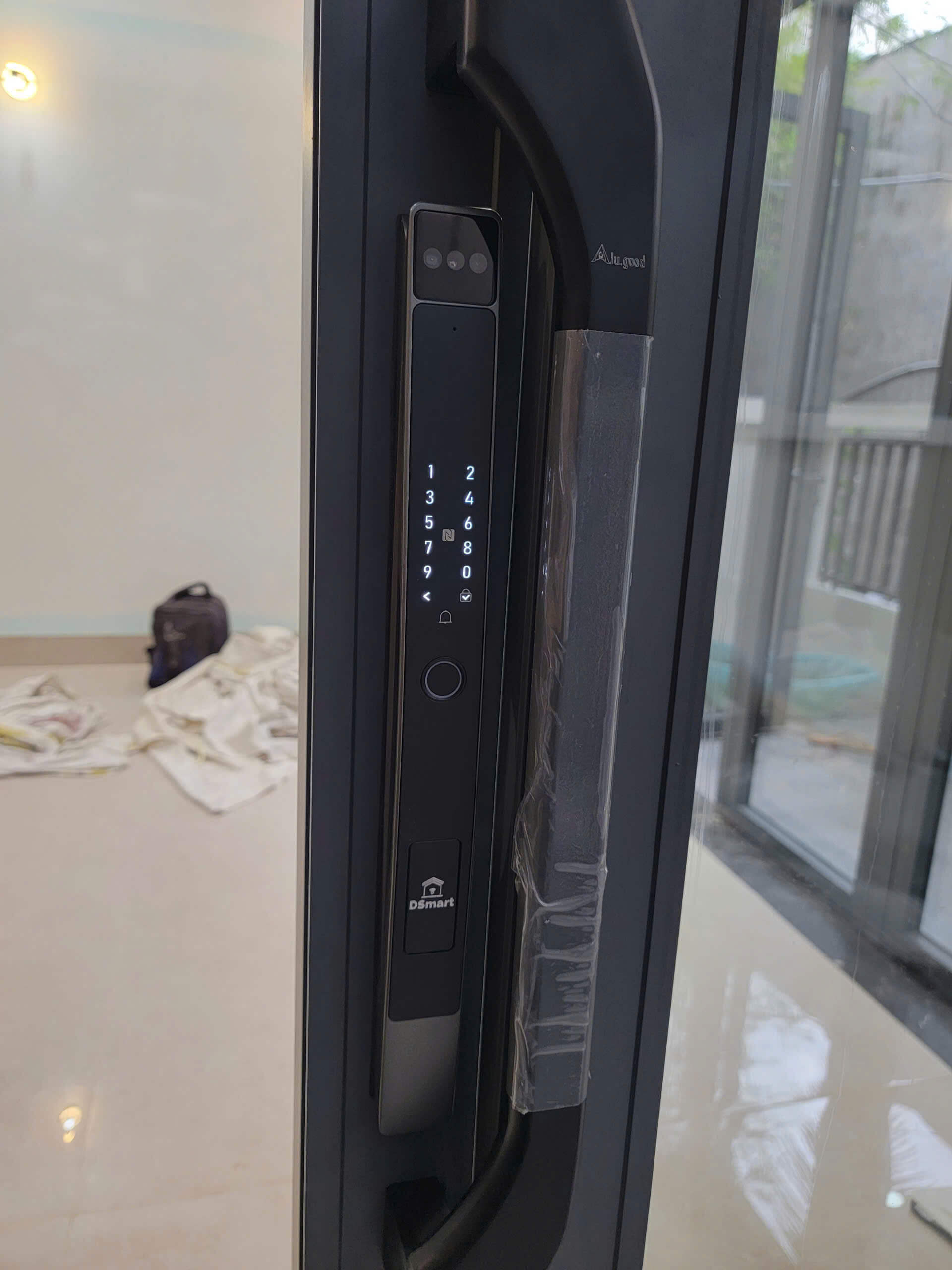 Khóa Cửa Điện Tử – An Toàn Cho Nhà Bạn