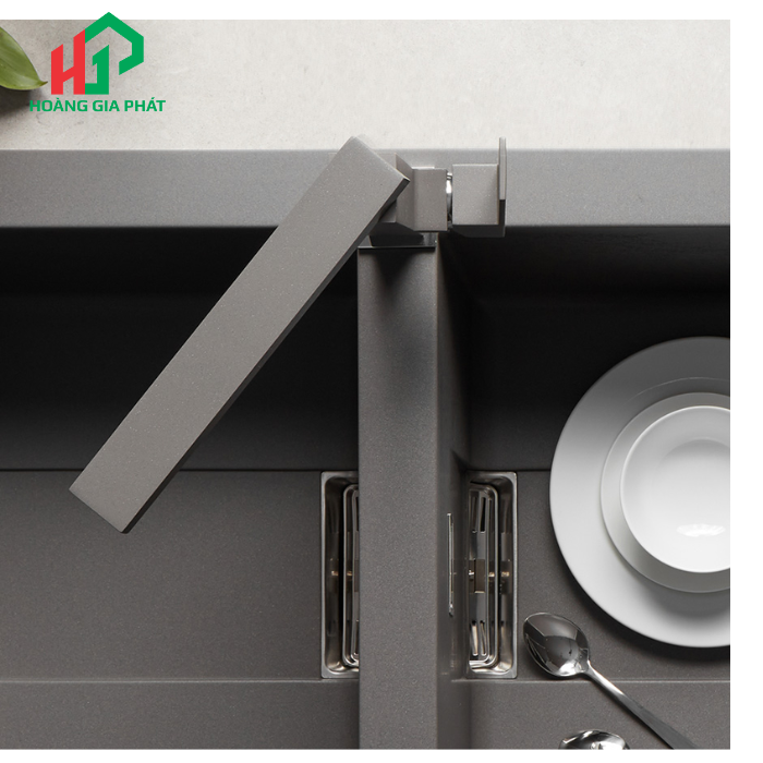 Vòi rửa chén nóng lạnh MALLOCA K131GR